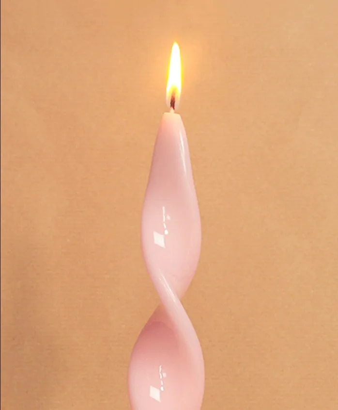 Candela fiamma stelo attorcigliato rosa | Rohome