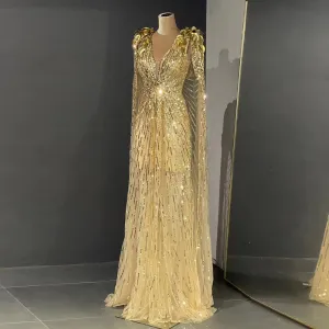 Vestido de Festa Luxo Kate Dourado com Maxi Capa - Modelo Especial